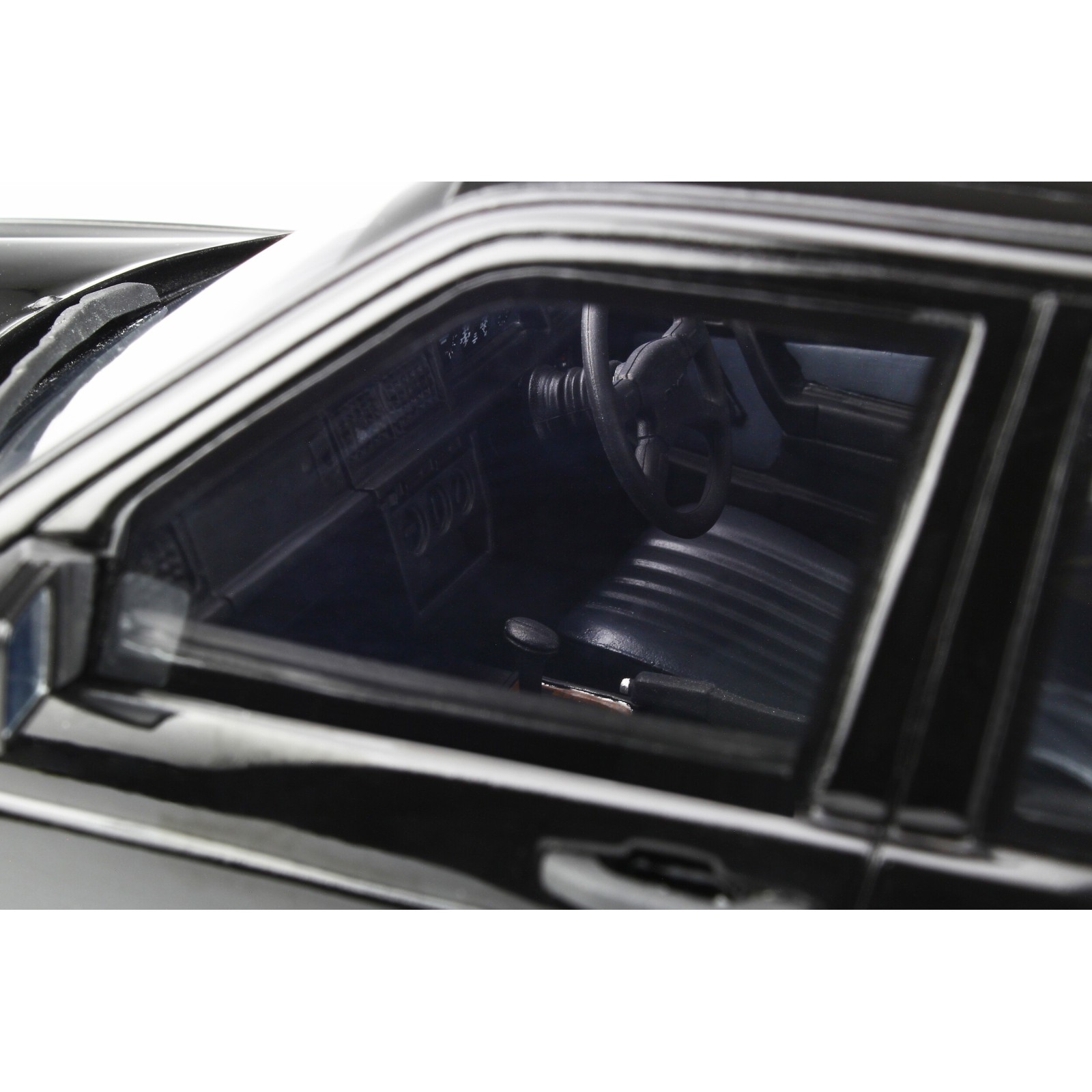 Mercedes-Benz 190E 2.3 AMG Black 1984