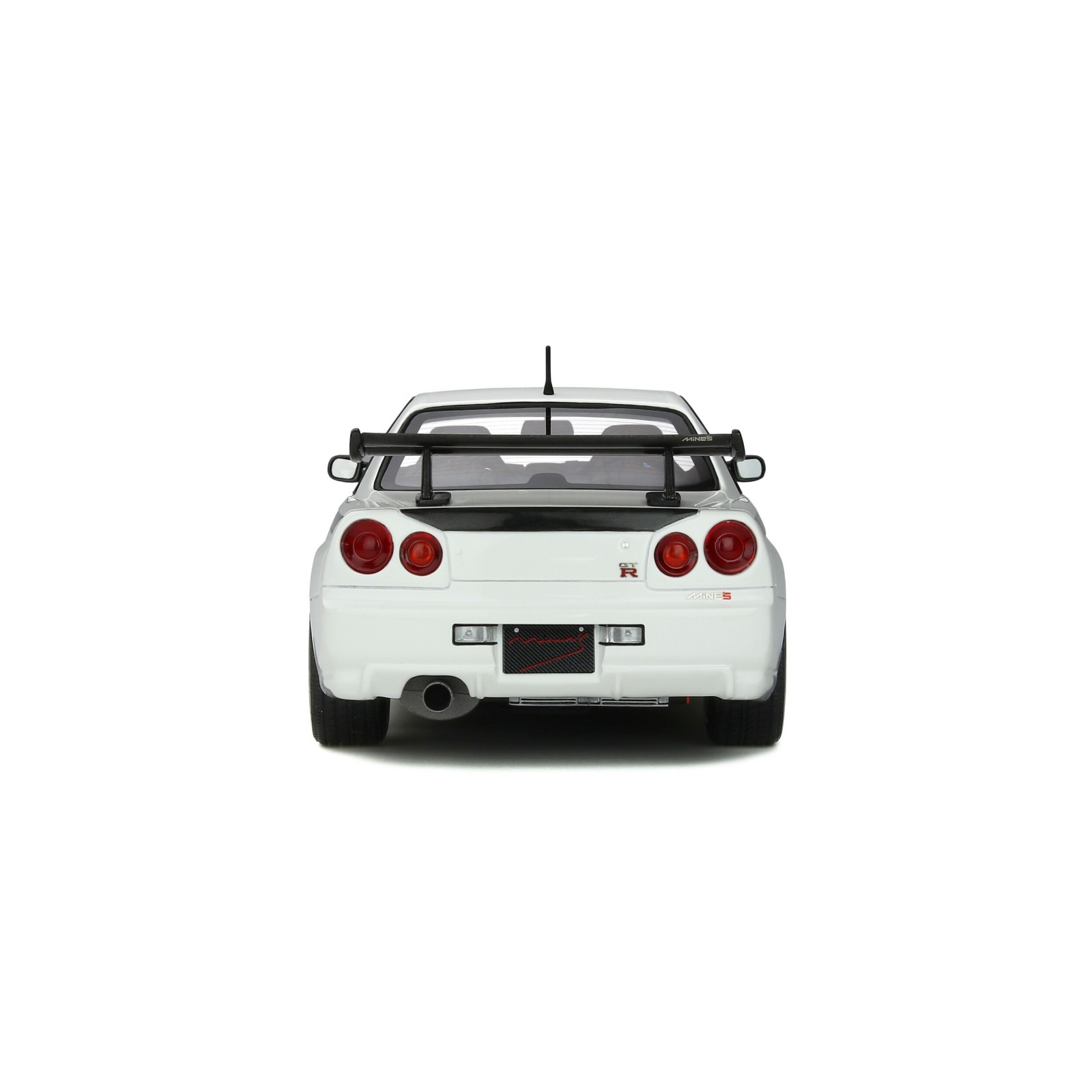 Nissan Skyline GT-R Mines White Pearl 2011