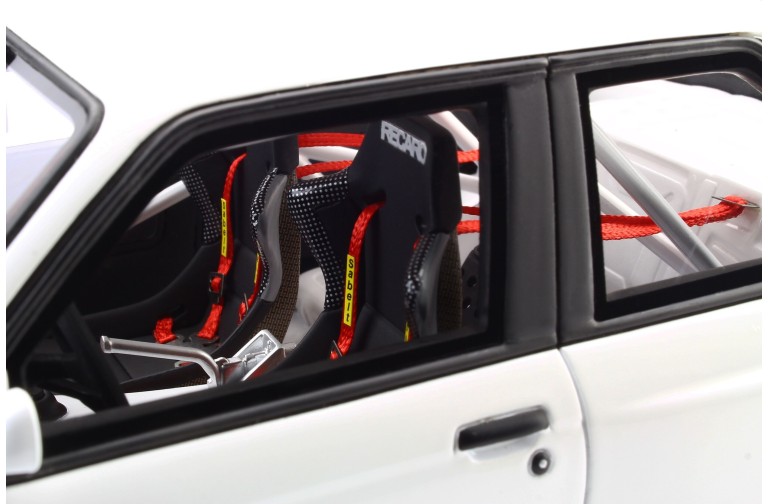 BMW E30 M3 Rally White 1987