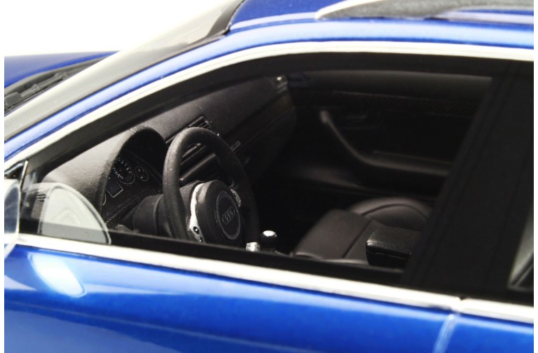 Audi RS 4 (B7) Sepang Blue 2005