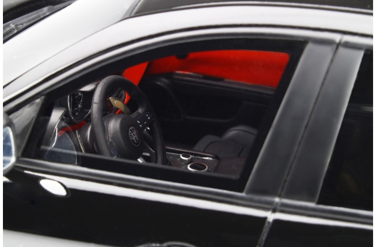 Alfa Romeo Giulia Quadrifoglio Nero Vulcano 2016