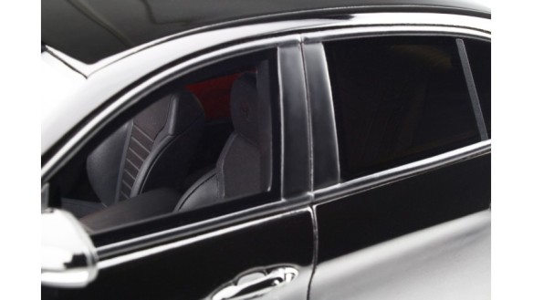 Alfa Romeo Giulia Quadrifoglio Nero Vulcano 2016