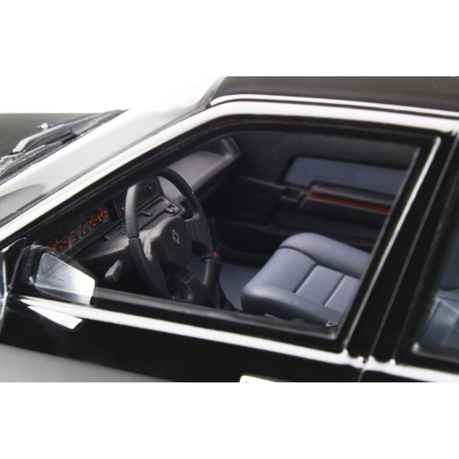 Renault 21 Ph.1 Turbo Noir 1986