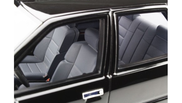 Renault 21 Ph.1 Turbo Noir 1986