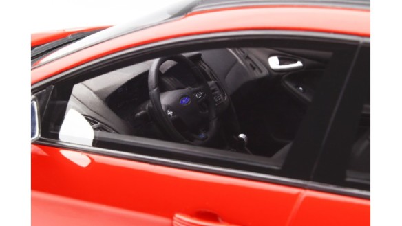 Ford Focus RS Race Red 2018