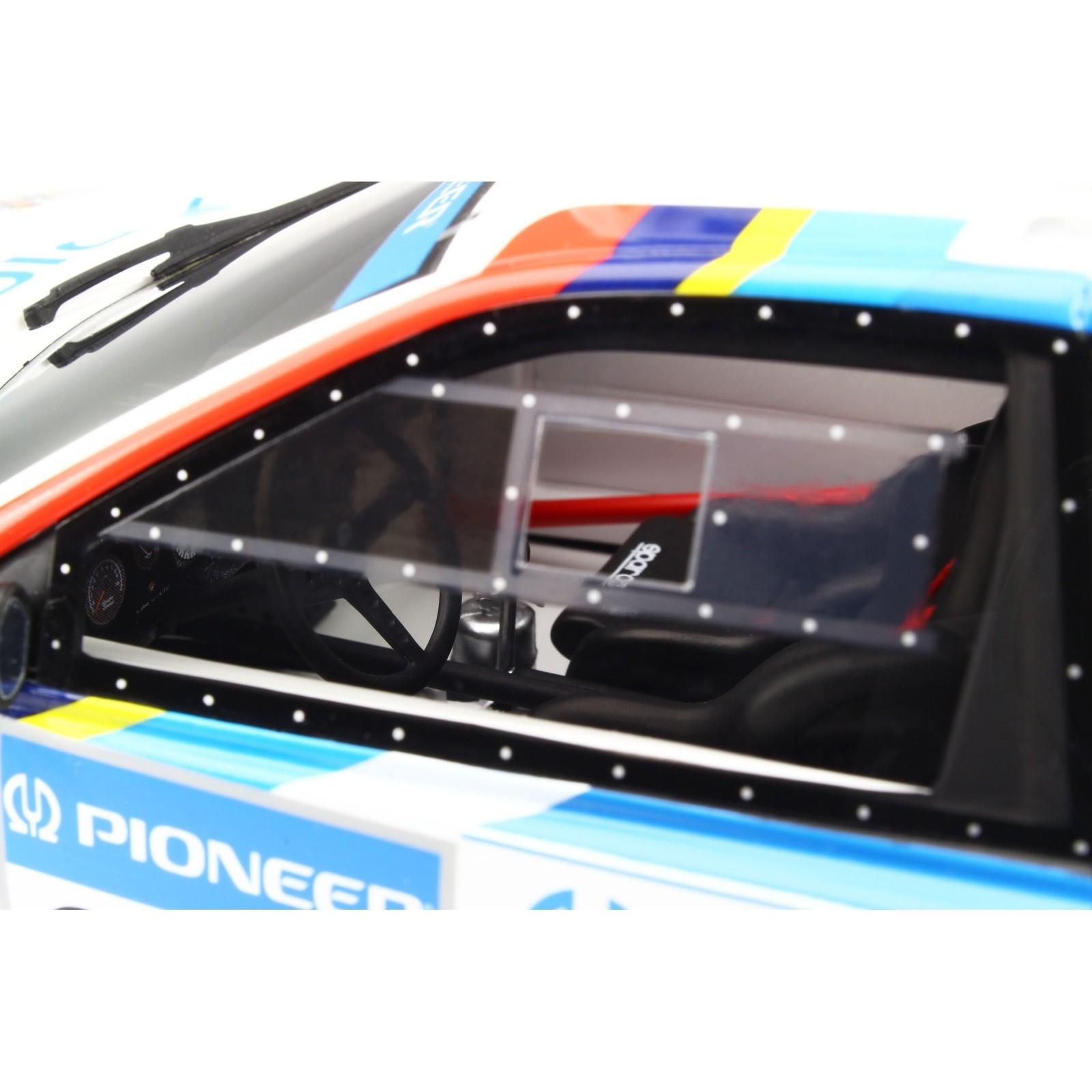 Peugeot 405 T16 Grand Raid Paris-Dakar 1989