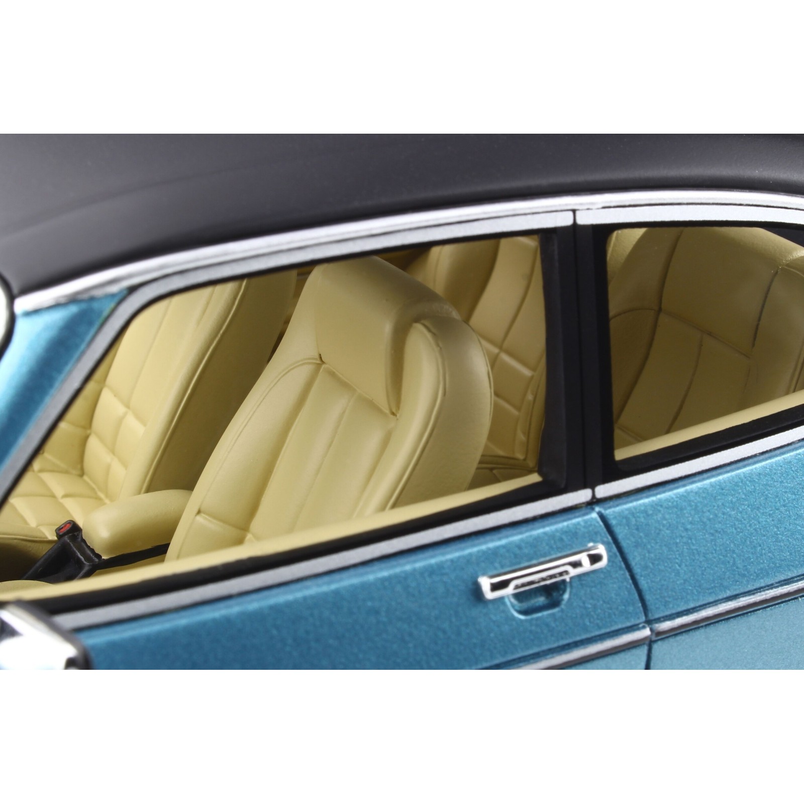 Ford Capri Mk.2 Miami Blue Poly 1974