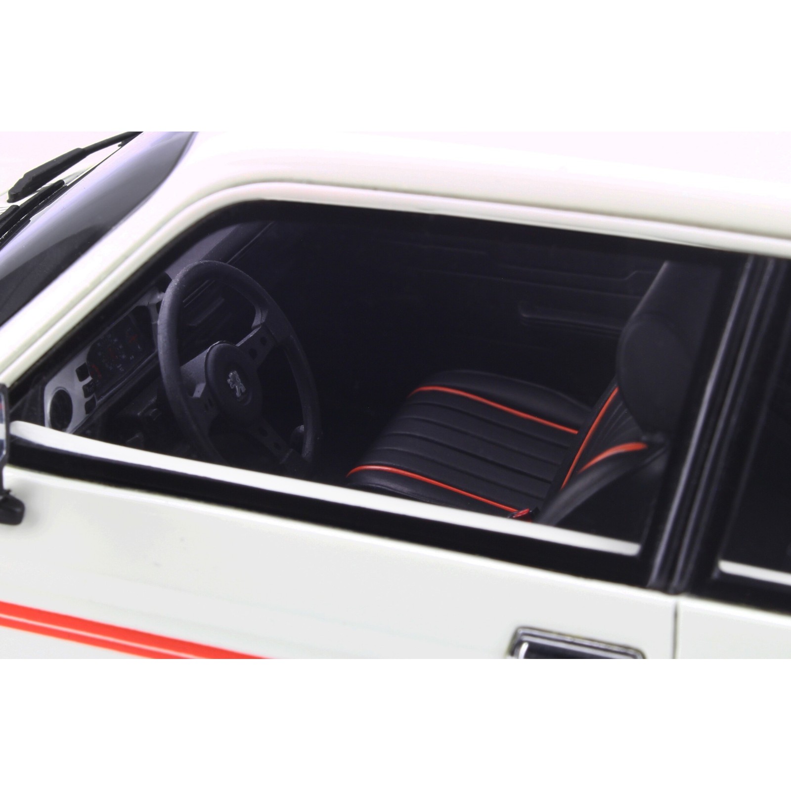 Peugeot 104 ZS Blanc Alaska 1984