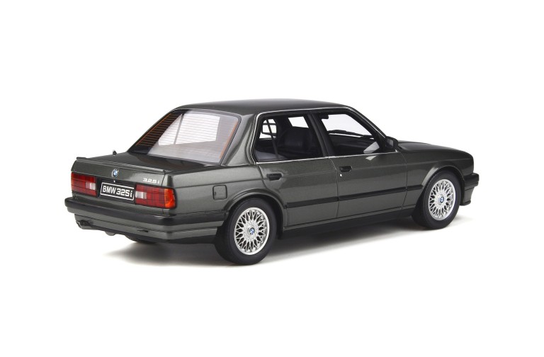 BMW E30 325i Sedan Dolphine Grey 1988
