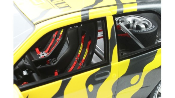 Renault Clio Maxi Présentaion Zebra Black & Yellow 1995