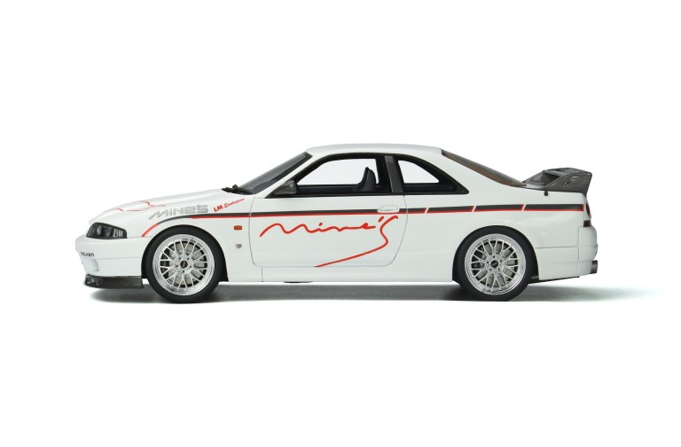 Nissan Skyline (R33) GT-R Mine'S White 1998