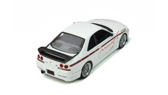 Nissan Skyline (R33) GT-R Mine'S White 1998