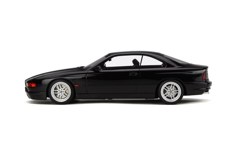 BMW 850 CSI Black 1990