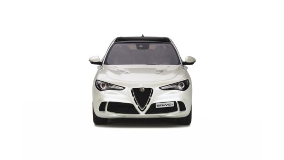 Alfa Romeo Stelvio Quadrifoglio Alfa White 2017