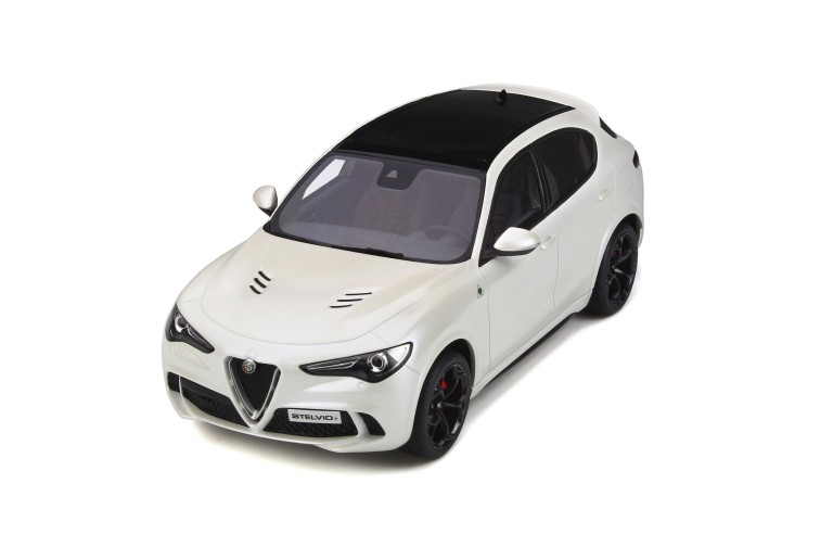 Alfa Romeo Stelvio Quadrifoglio Alfa White 2017