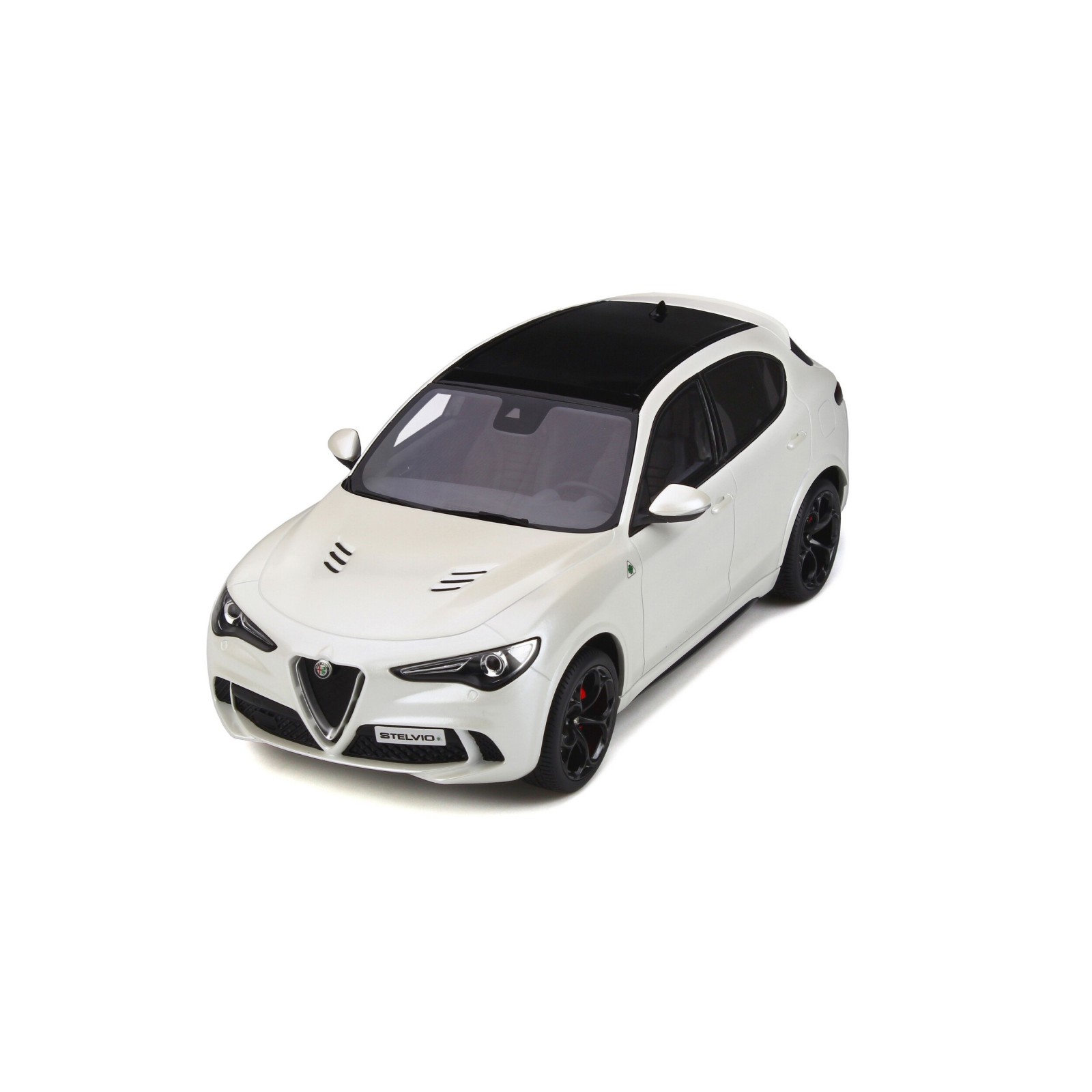 Alfa Romeo Stelvio Quadrifoglio Alfa White 2017