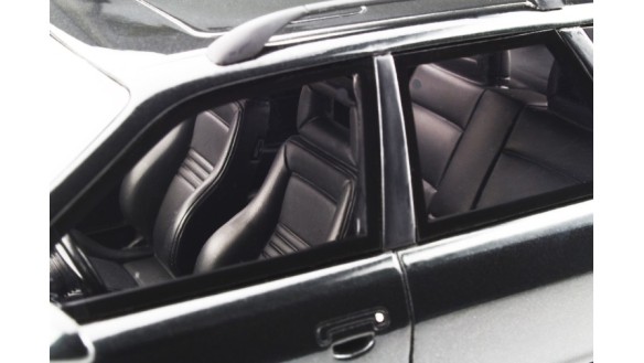 Audi Avant RS2 (B4) Vulcano Black 1994