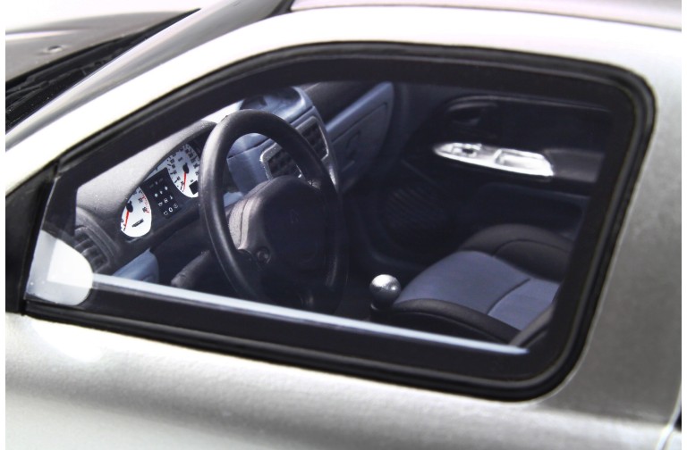 Renault Clio 2 Ph.1 RS Gris Titanium 1999