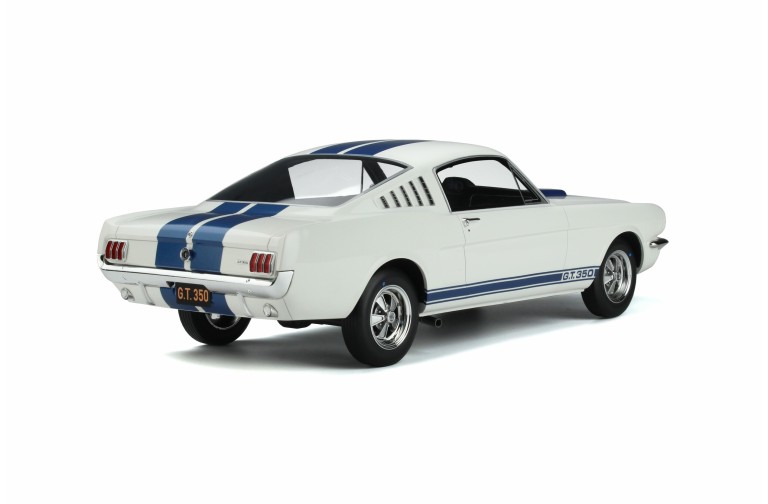 Shelby GT350 Wimbledon White and Blue stripes 1965