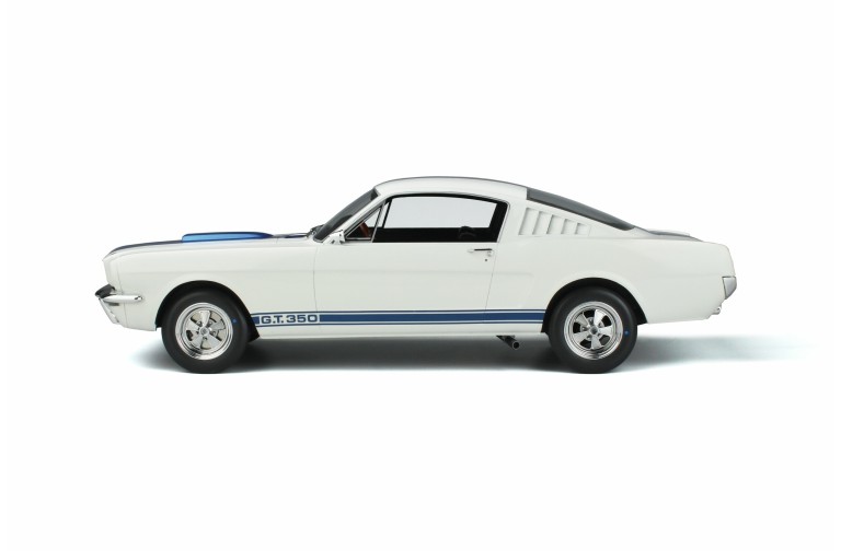 Shelby GT350 Wimbledon White and Blue stripes 1965