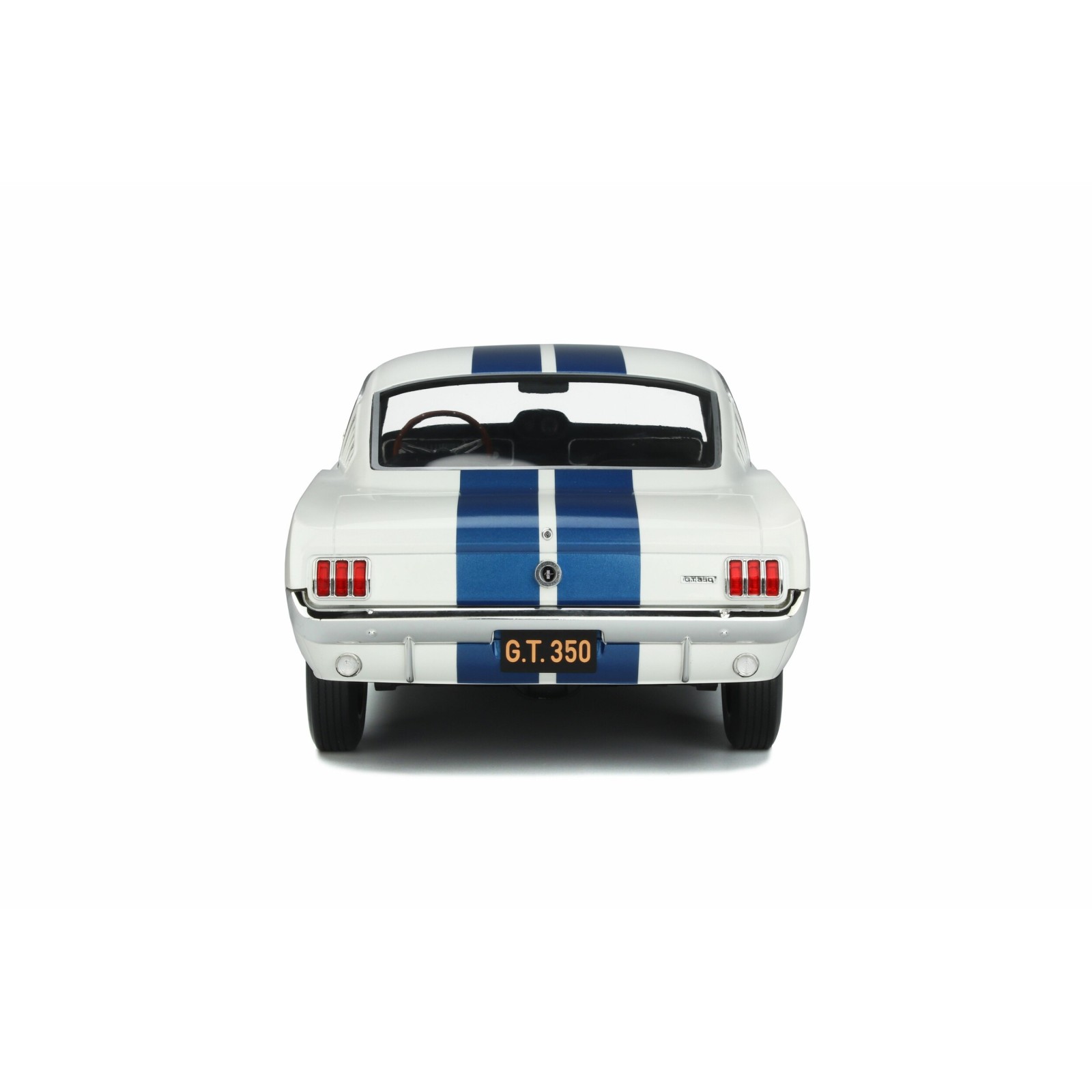 Shelby GT350 Wimbledon White and Blue stripes 1965