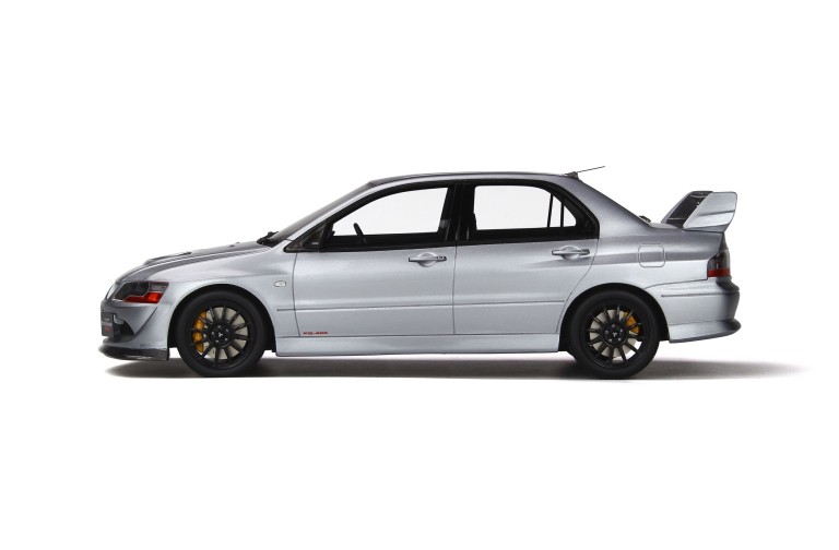 Mitsubishi Lancer Evo 8 MR FQ-400 Cool Grey 2005
