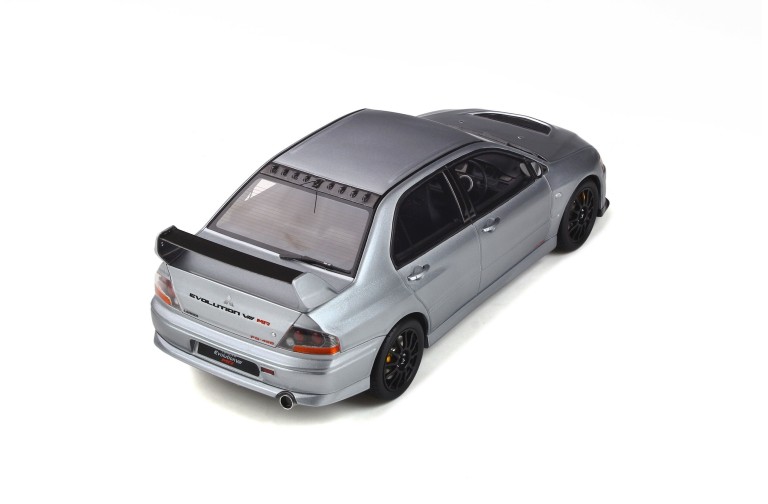Mitsubishi Lancer Evo 8 MR FQ-400 Cool Grey 2005