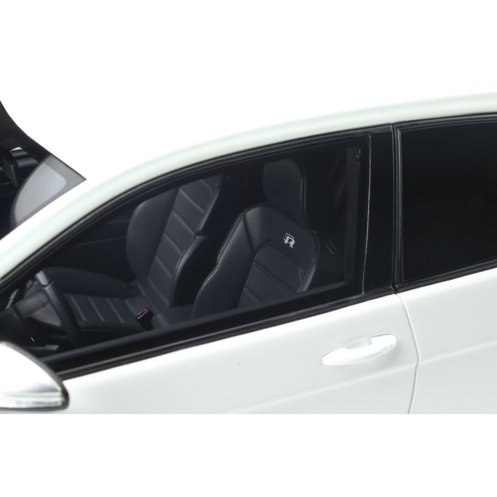 Volkswagen Golf Mk.7 R Pure White 2014