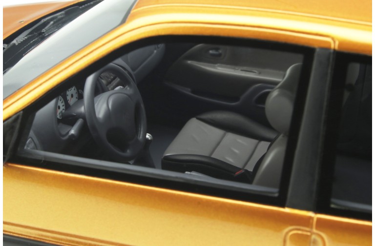 Citroën Saxo VTS Jaune Heliodor 2000