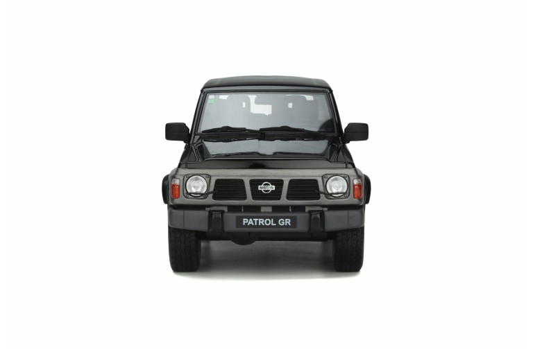 Nissan Patrol GR Graphite Grey (Pearl) 1992