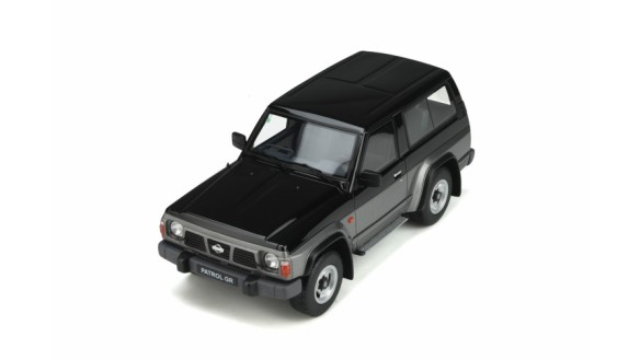 Nissan Patrol GR Graphite Grey (Pearl) 1992
