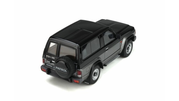 Nissan Patrol GR Graphite Grey (Pearl) 1992