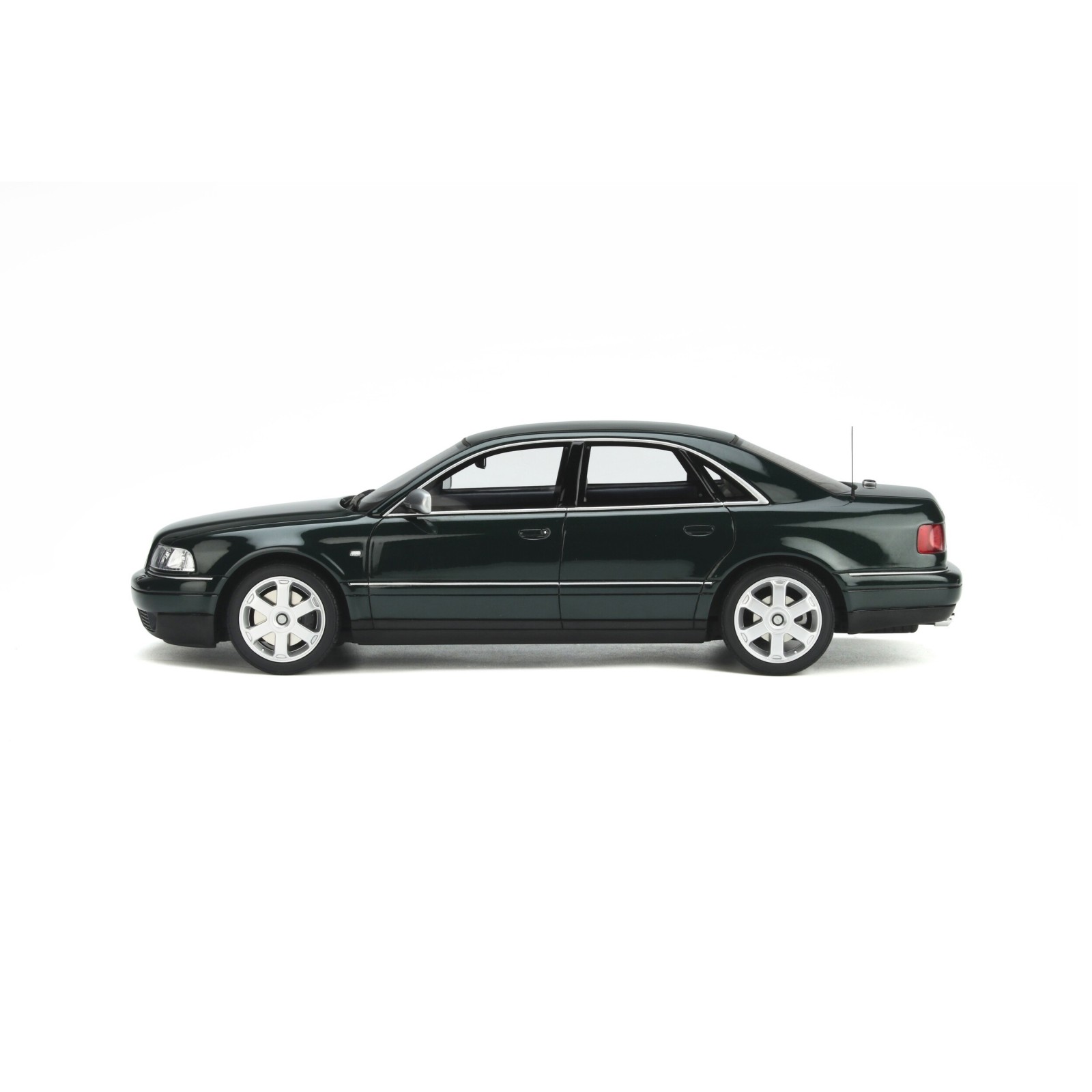 Audi S8 (D2) 4.2 V8 Racing Green Pearl 2001