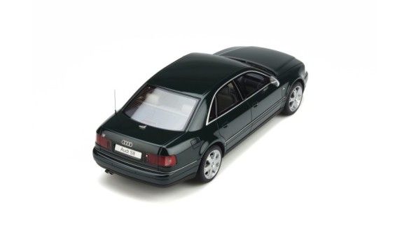 Audi S8 (D2) 4.2 V8 Racing Green Pearl 2001