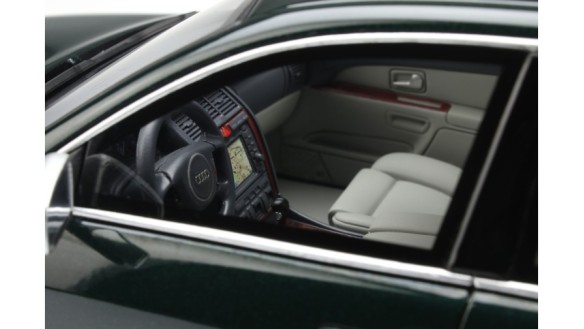 Audi S8 (D2) 4.2 V8 Racing Green Pearl 2001