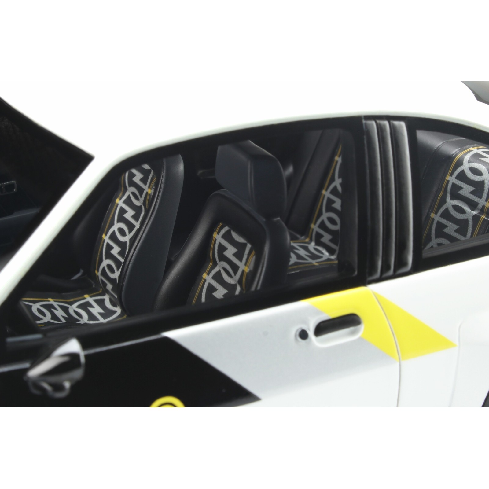 Opel Manta B 400 White 1982