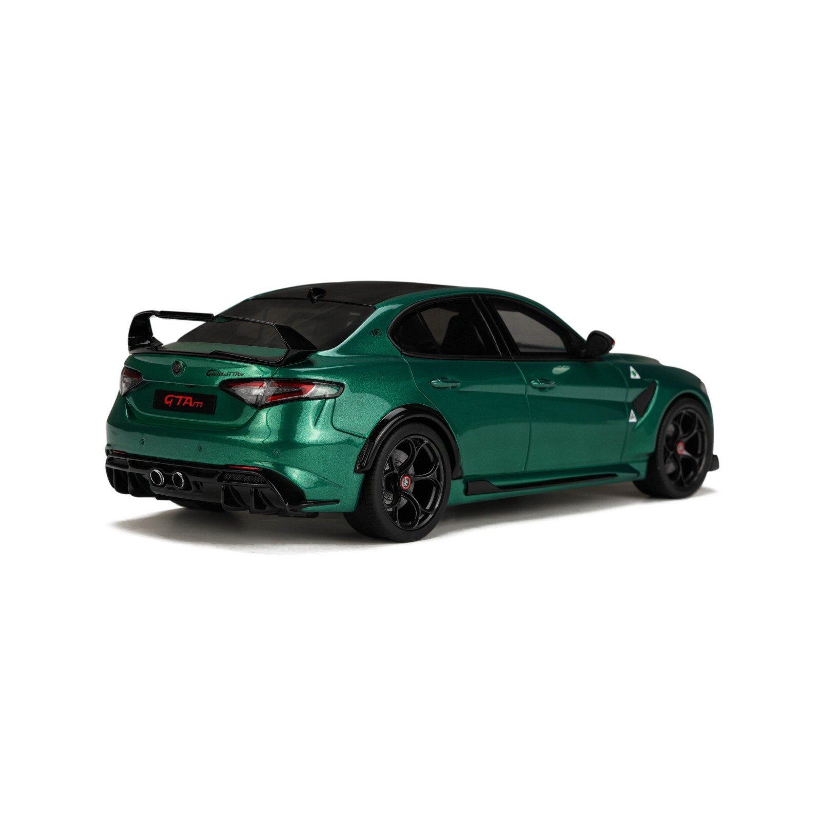 Alfa Romeo Giulia GTAm Montreal Green 2020