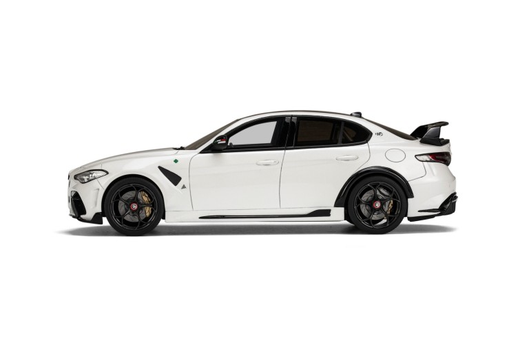 Alfa Romeo Giulia GTAm Trofeo White 2020