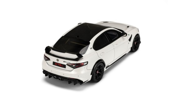 Alfa Romeo Giulia GTAm Trofeo White 2020