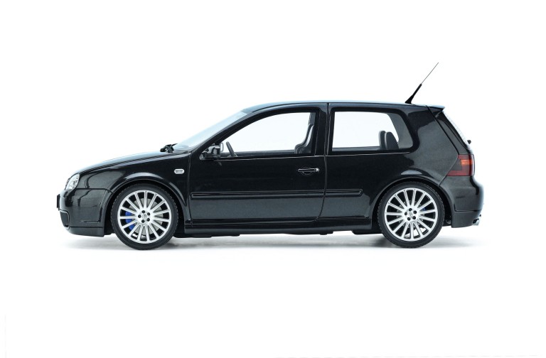 Volkswagen Golf IV R32 Black Magic Nacre Z4 2003