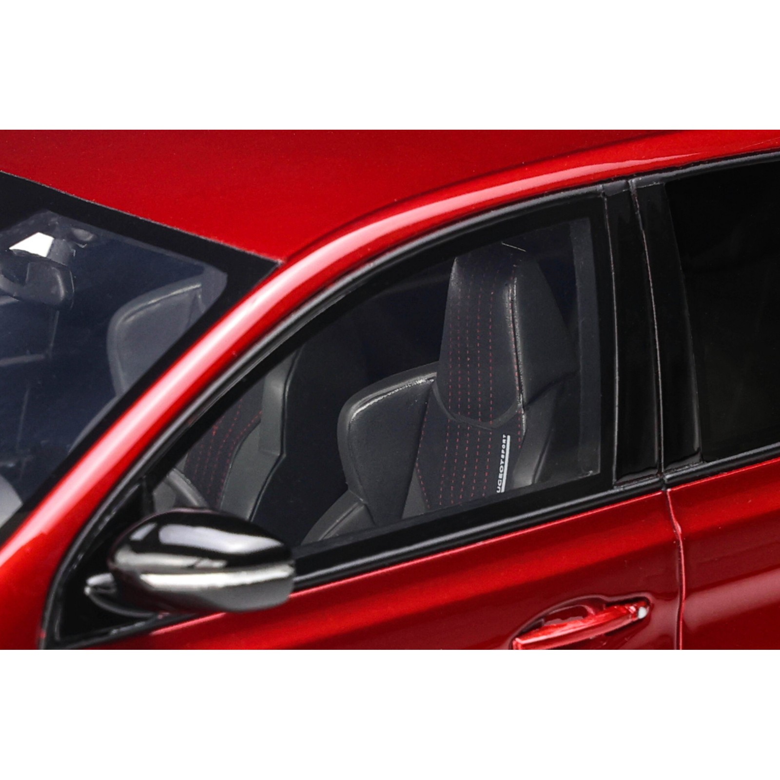 Peugeot 308 GTI Rouge Ultimate / Noir Perla 2018