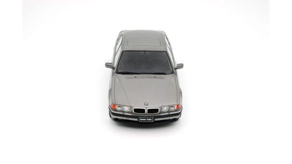 BMW E38 750 IL Aspen Silver Metallic 339 1995