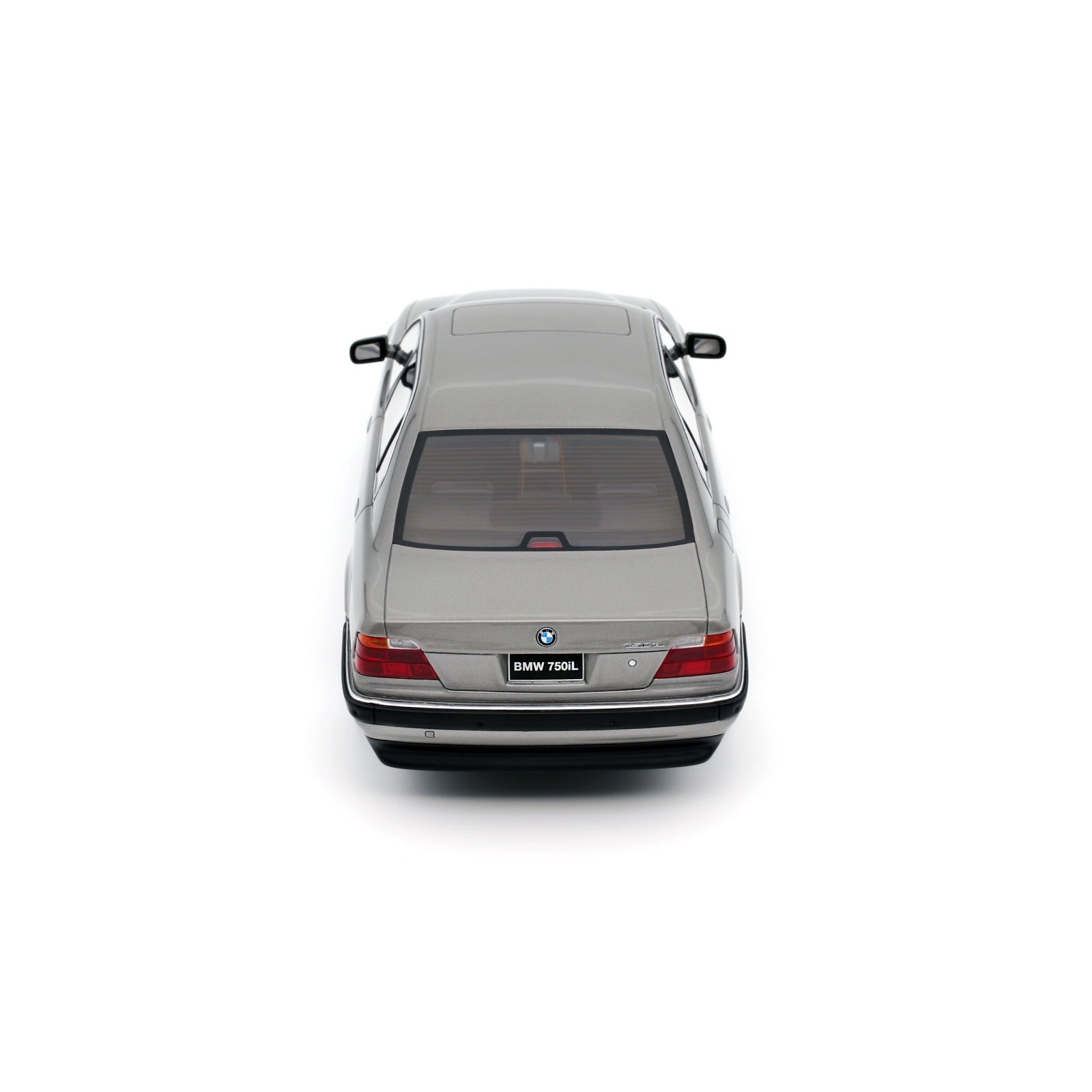 BMW E38 750 IL Aspen Silver Metallic 339 1995