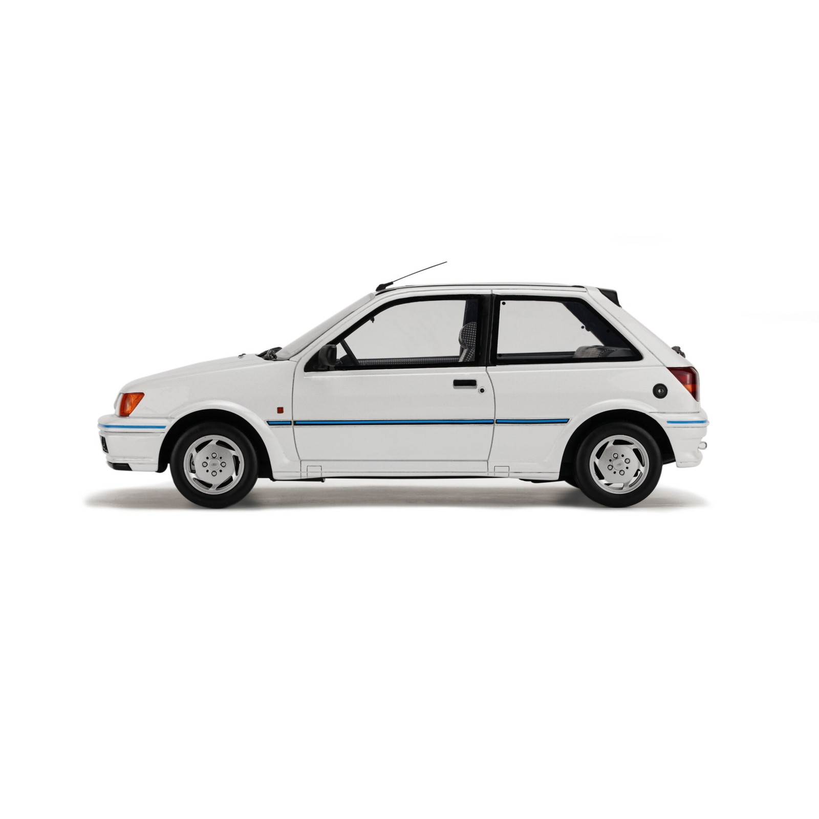 Ford Fiesta Mk3 XR2i Diamond White XSC691A 1989