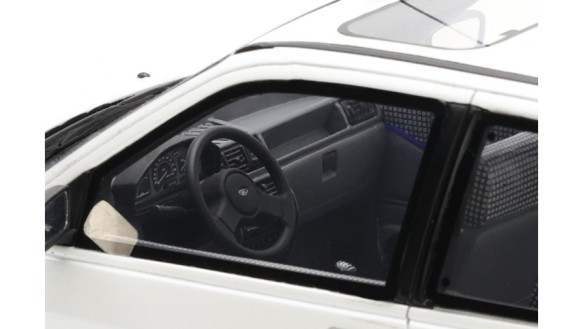 Ford Fiesta Mk3 XR2i Diamond White XSC691A 1989