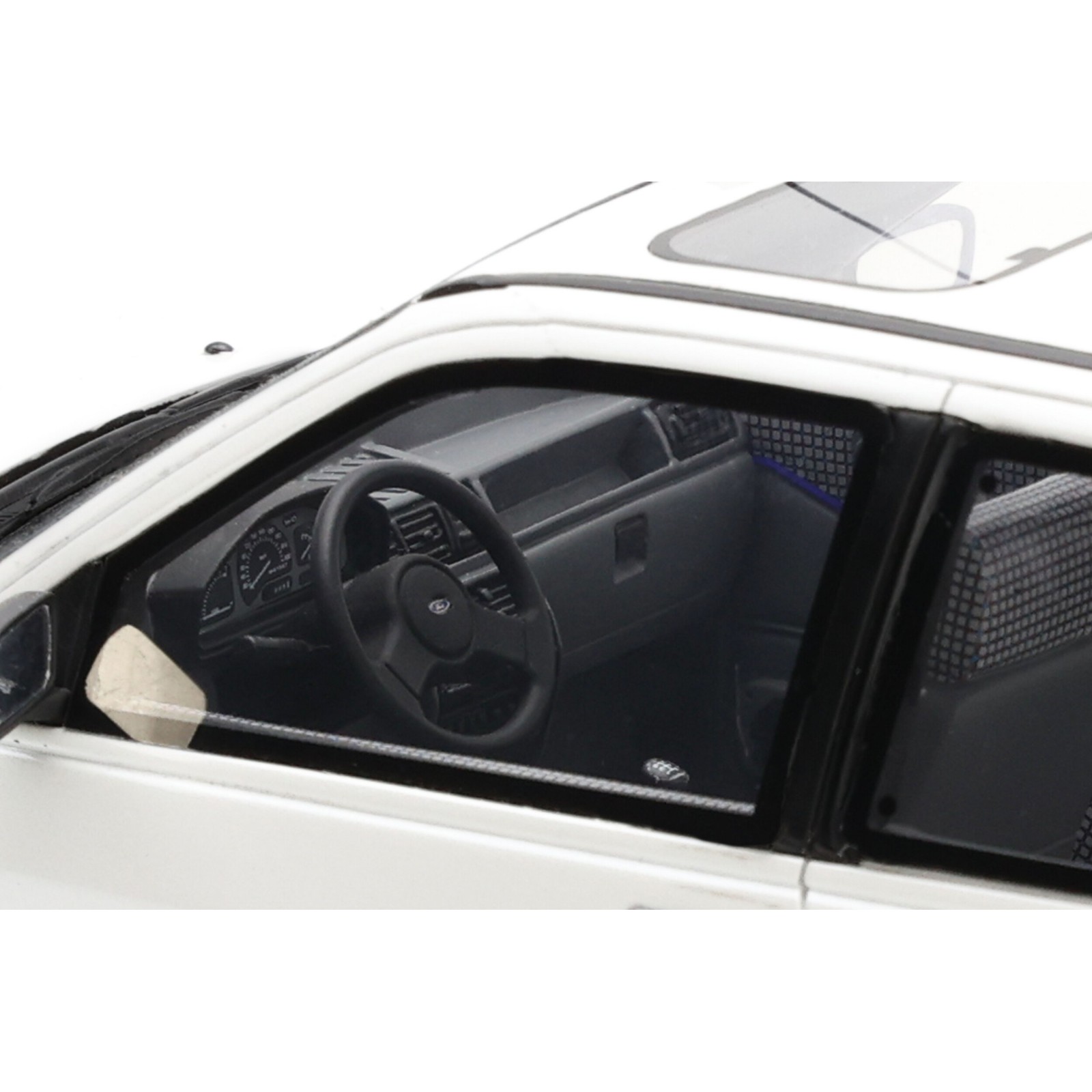 Ford Fiesta Mk3 XR2i Diamond White XSC691A 1989