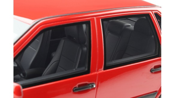 Volvo 850 R Sedan Red 609-11 1996