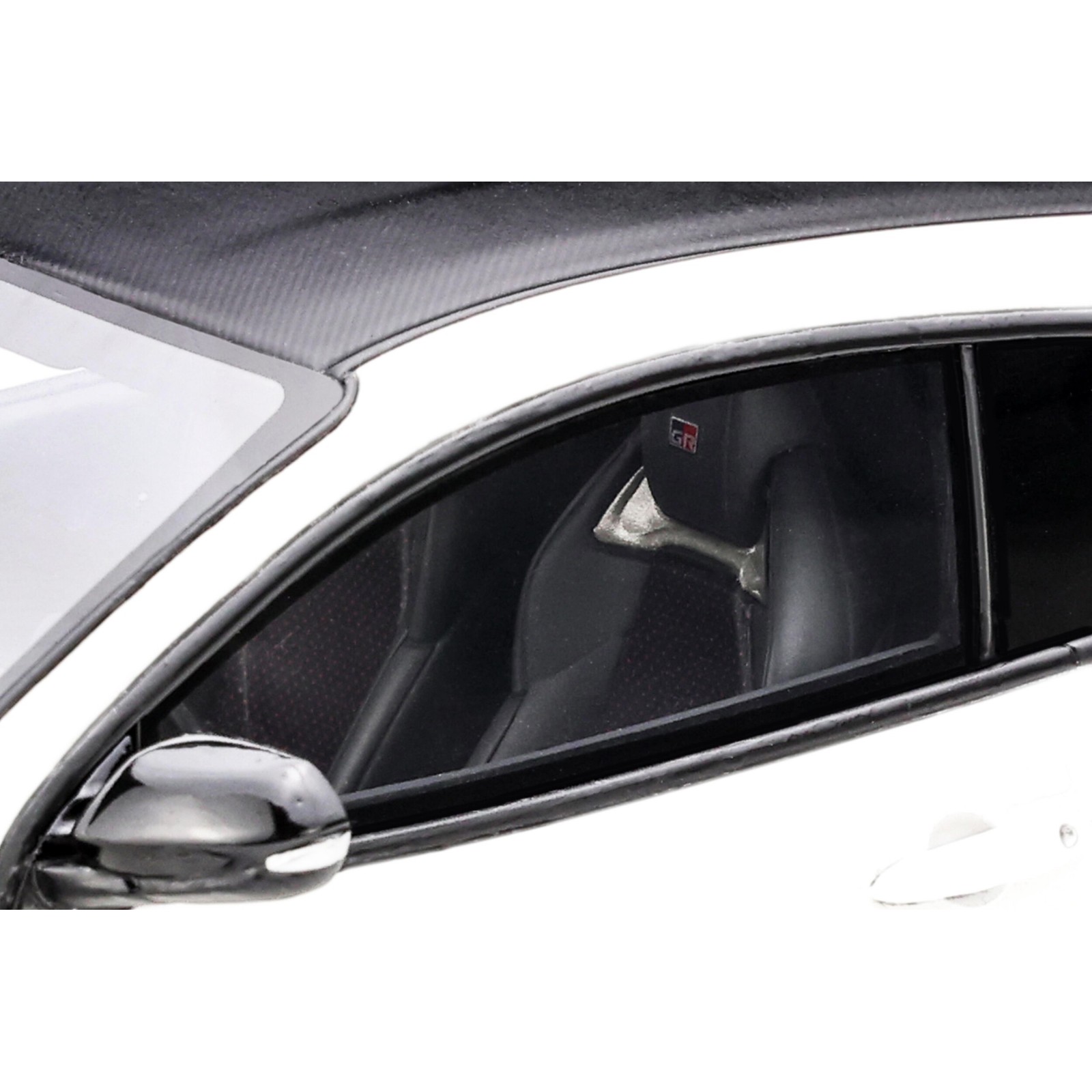 Toyota Yaris GR Platinum White Pearl 089 2021