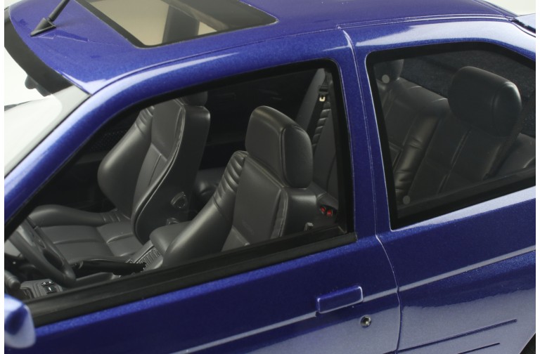 Ford Escort Mk5 RS Cosworth Imperial Blue 1993