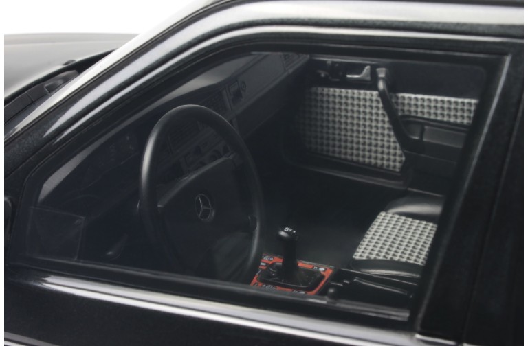 Mercedes-Benz 190E 2.5-16 Evolution 2 Blauschwarz Metallic 1990